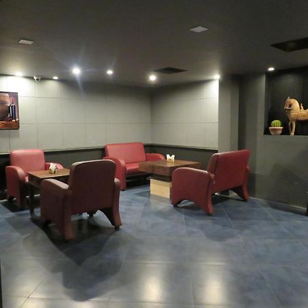 Kfour Apartment & Hotels Private Limited Madurai Exterior foto