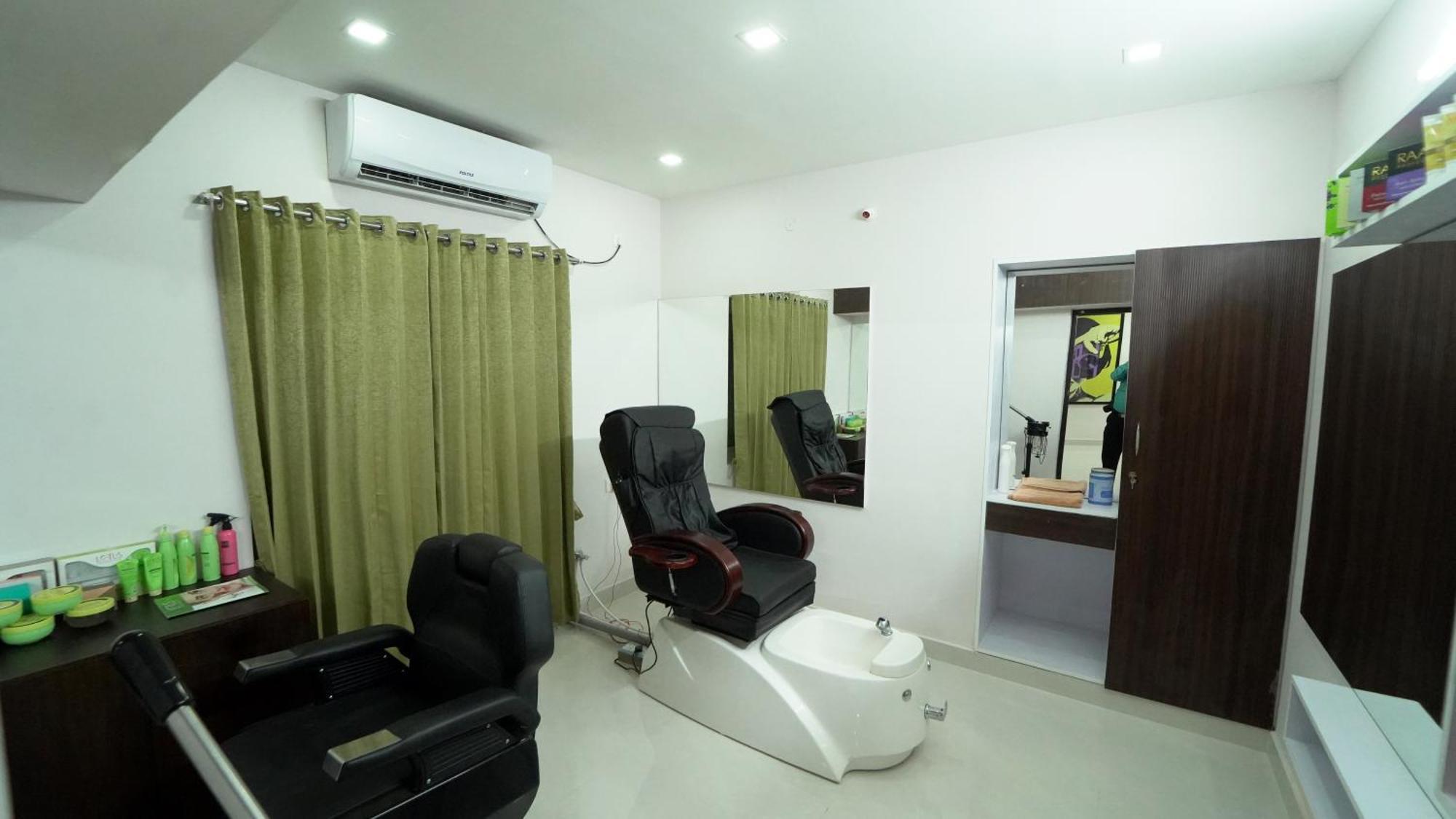 Kfour Apartment & Hotels Private Limited Madurai Exterior foto