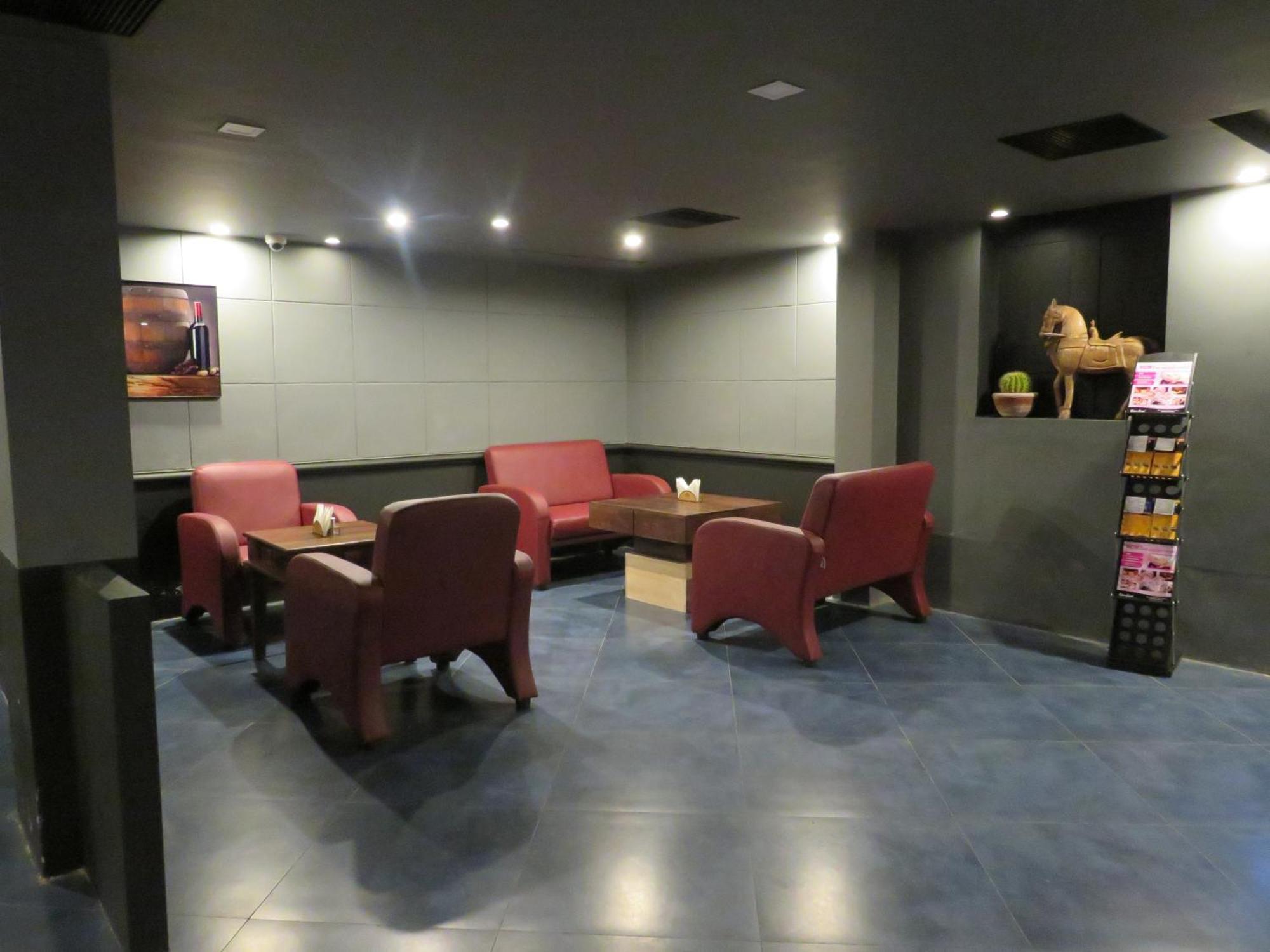 Kfour Apartment & Hotels Private Limited Madurai Exterior foto